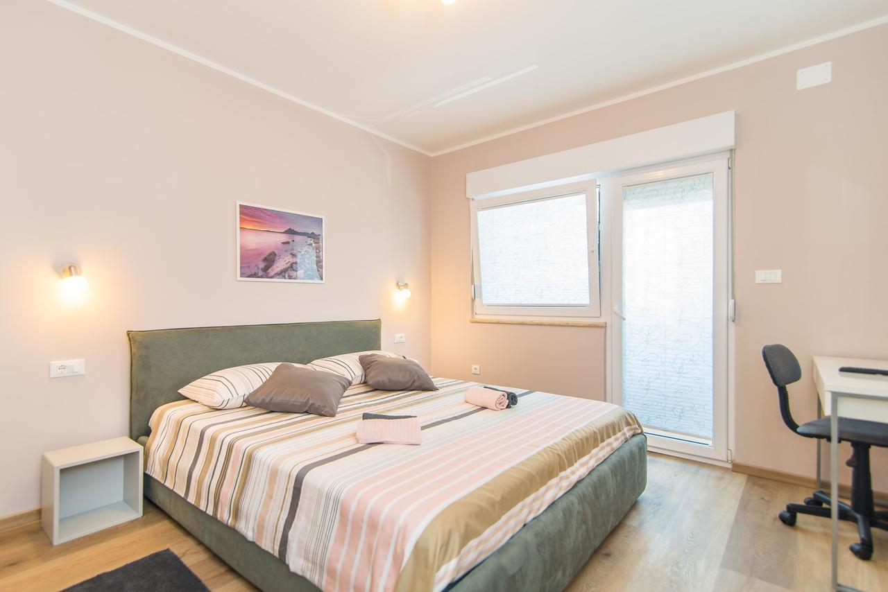 Apartment Lili Пореч Екстер'єр фото