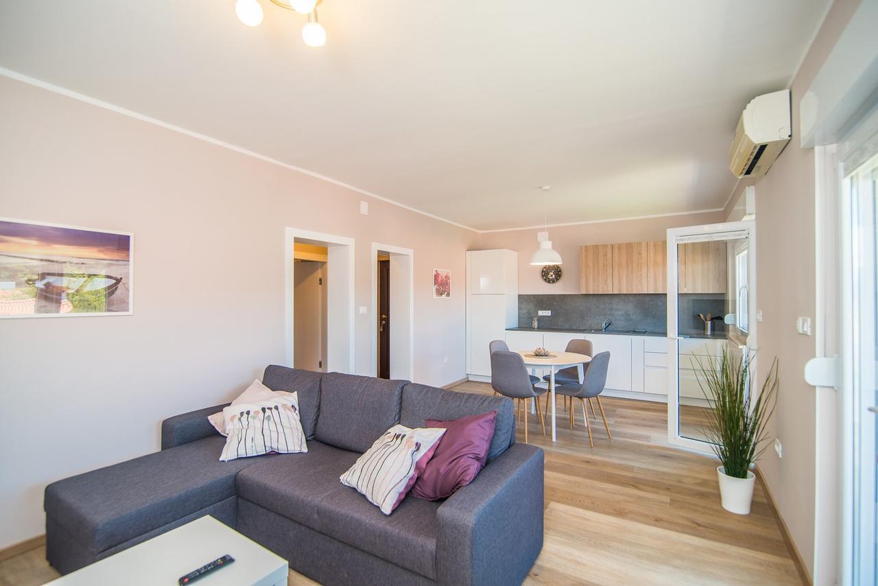 Apartment Lili Пореч Екстер'єр фото