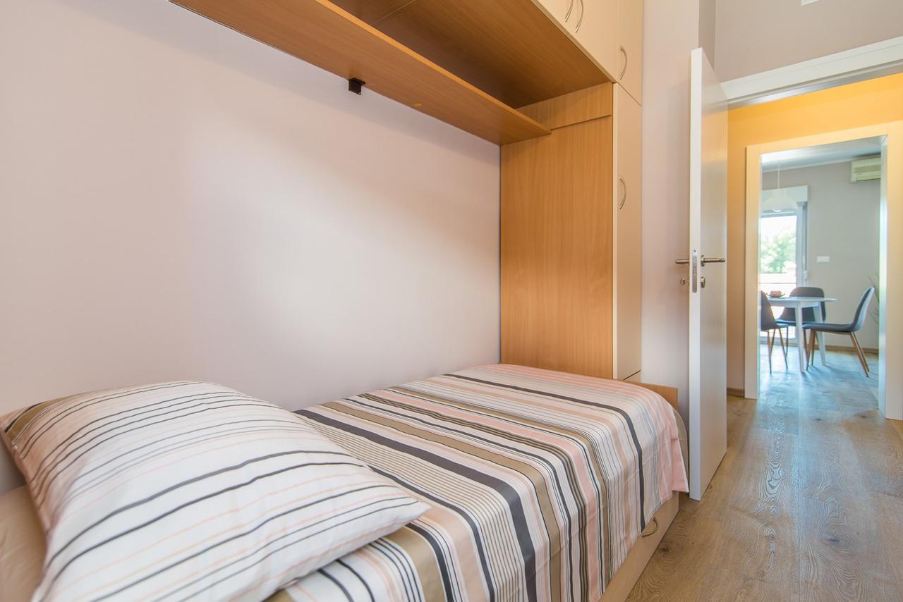 Apartment Lili Пореч Екстер'єр фото